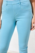 Load image into Gallery viewer, Aqua Sky Pull On Capris
