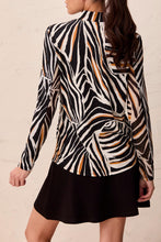 Load image into Gallery viewer, Tuscan Tan Long Sleeve Performance 1/4 Zip
