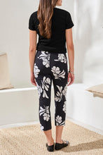 Load image into Gallery viewer, Jet Black Floral Printed Capri
