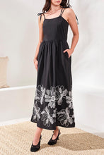 Load image into Gallery viewer, Long Black Cotton Dress With Floral Embroidery
