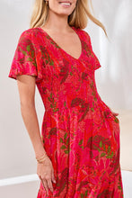 Load image into Gallery viewer, Sangria Printed Ruched Dress
