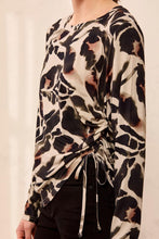 Load image into Gallery viewer, Dry Sand Printed Long Sleeve W Ruching
