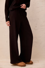 Load image into Gallery viewer, Pull On Lounge Pant In Black
