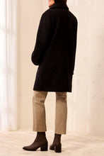 Load image into Gallery viewer, Black Shearling Single Breast Button Jacket
