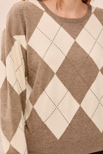 Load image into Gallery viewer, Argyle Printed Oatmeal Crew Neck
