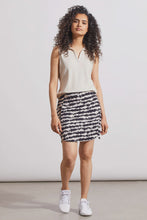 Load image into Gallery viewer, French Oak Printed Performance Skort
