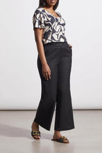 Load image into Gallery viewer, Black Linen Ankle Pant With Button Hem
